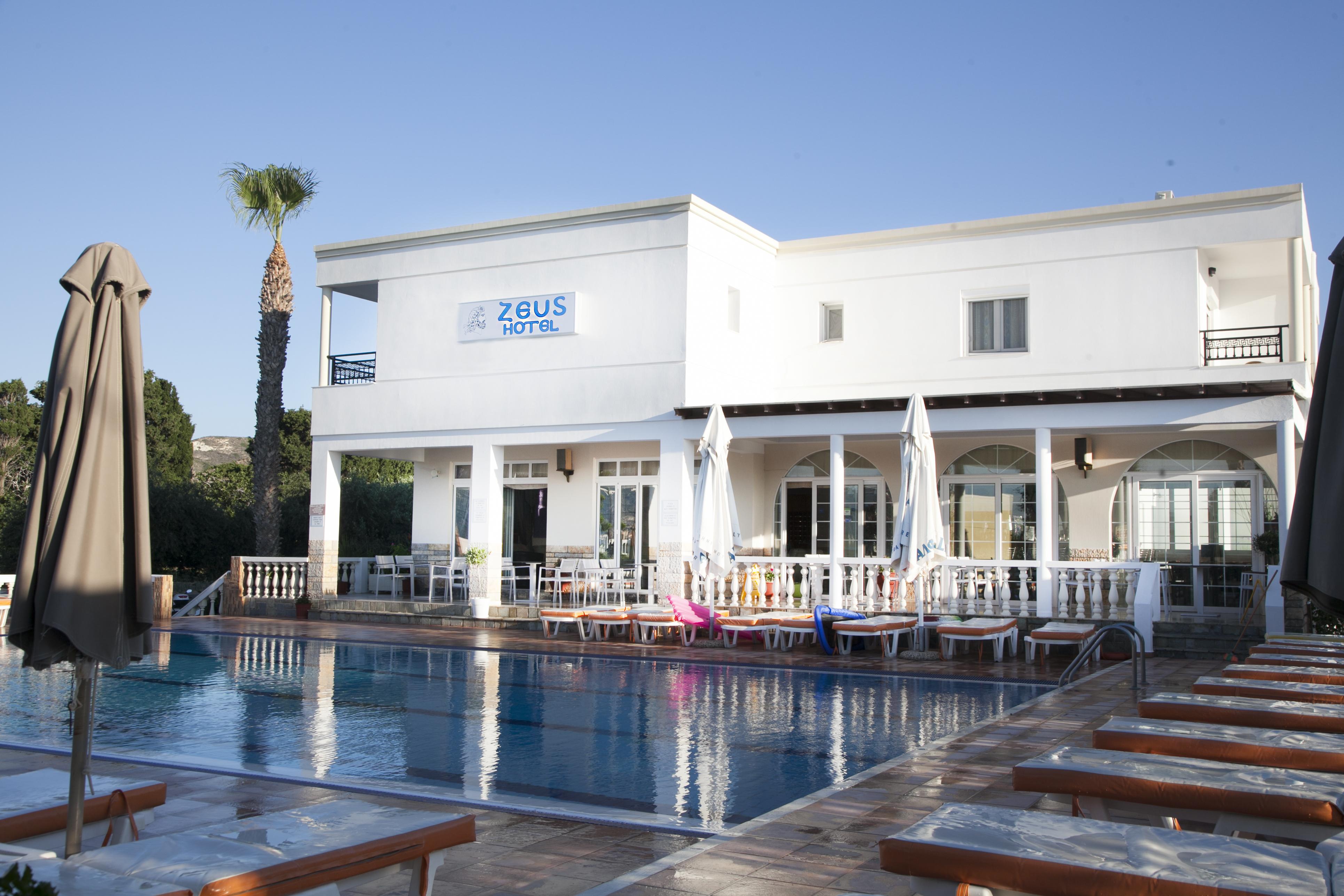 Zeus Hotel Kéfalos Extérieur photo