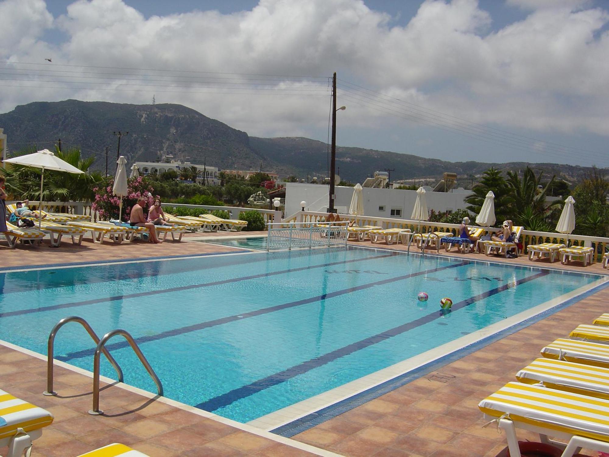 Zeus Hotel Kéfalos Extérieur photo
